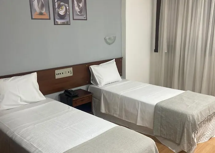 Hotel Fast10 - Parque Harmonia, Estadio Beira Rio, Cais Embarcadero 3*