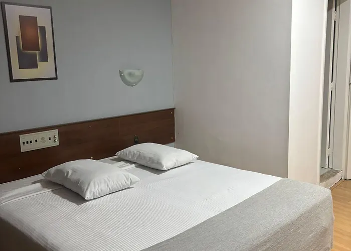 Hotel Fast10 City Hotel - Parque Harmonia, Estádio Beira Rio, Cais Embarcadero 3*